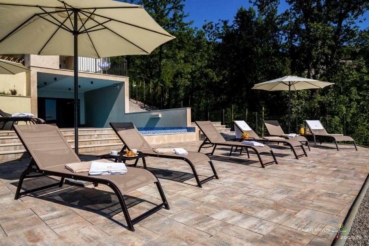 Villa Altavista - Seaview & Relax With Heated Pool & Minigolf Opatija Eksteriør bilde
