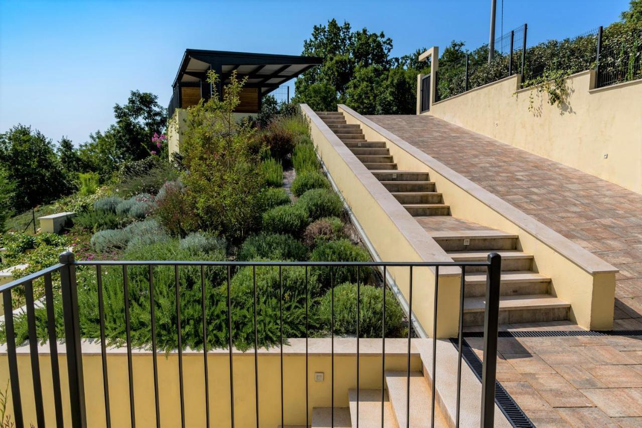 Villa Altavista - Seaview & Relax With Heated Pool & Minigolf Opatija Eksteriør bilde